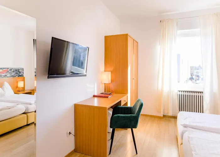 Wirtshaus Roemerhof 3* ليبنيتز